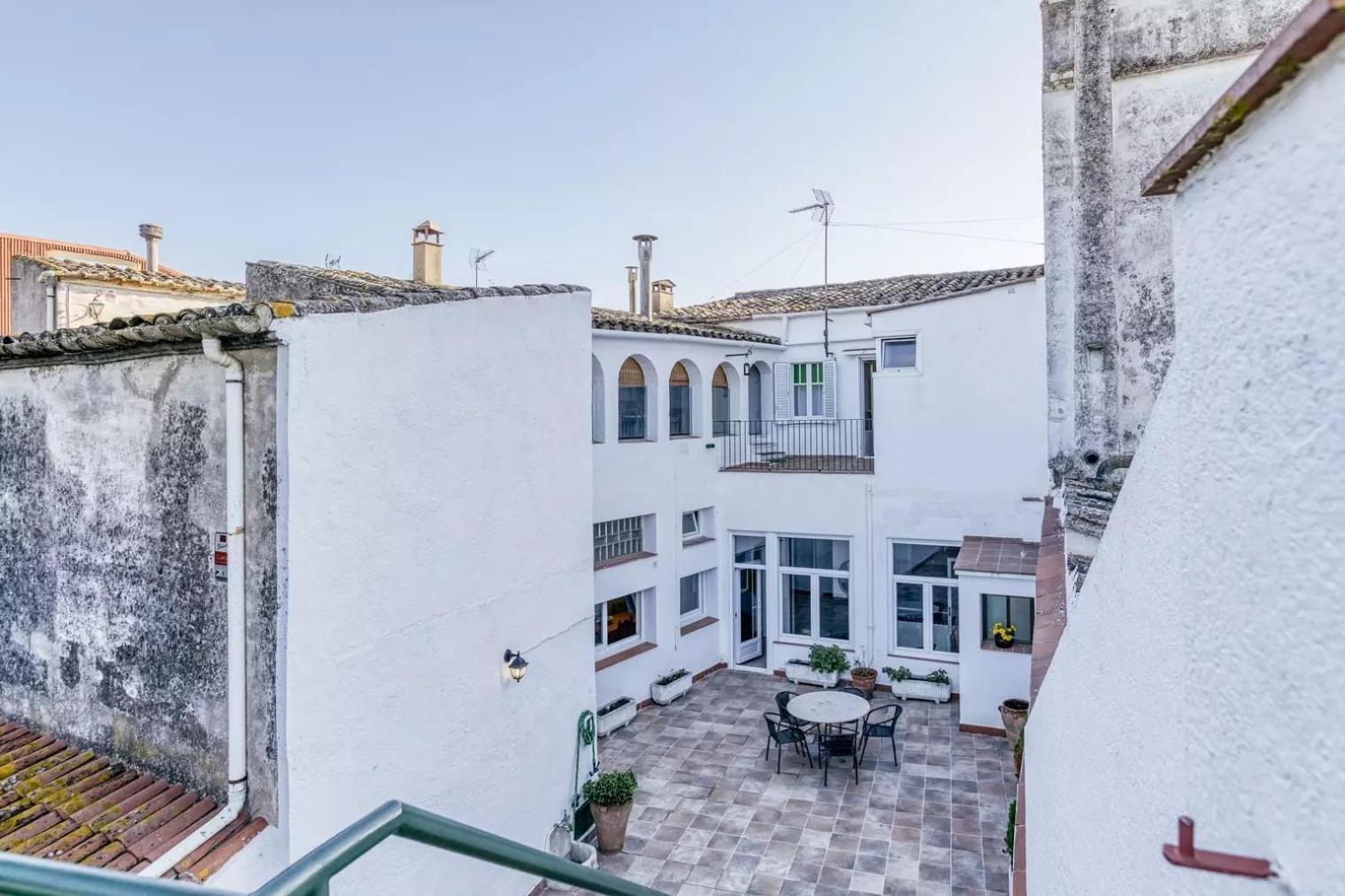 Can Mateuet - House Rental By Season Льягостера Экстерьер фото